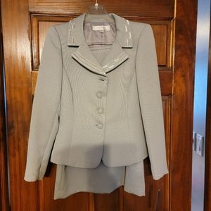 NWT Tahari Lilac/Grey Embellished Suit